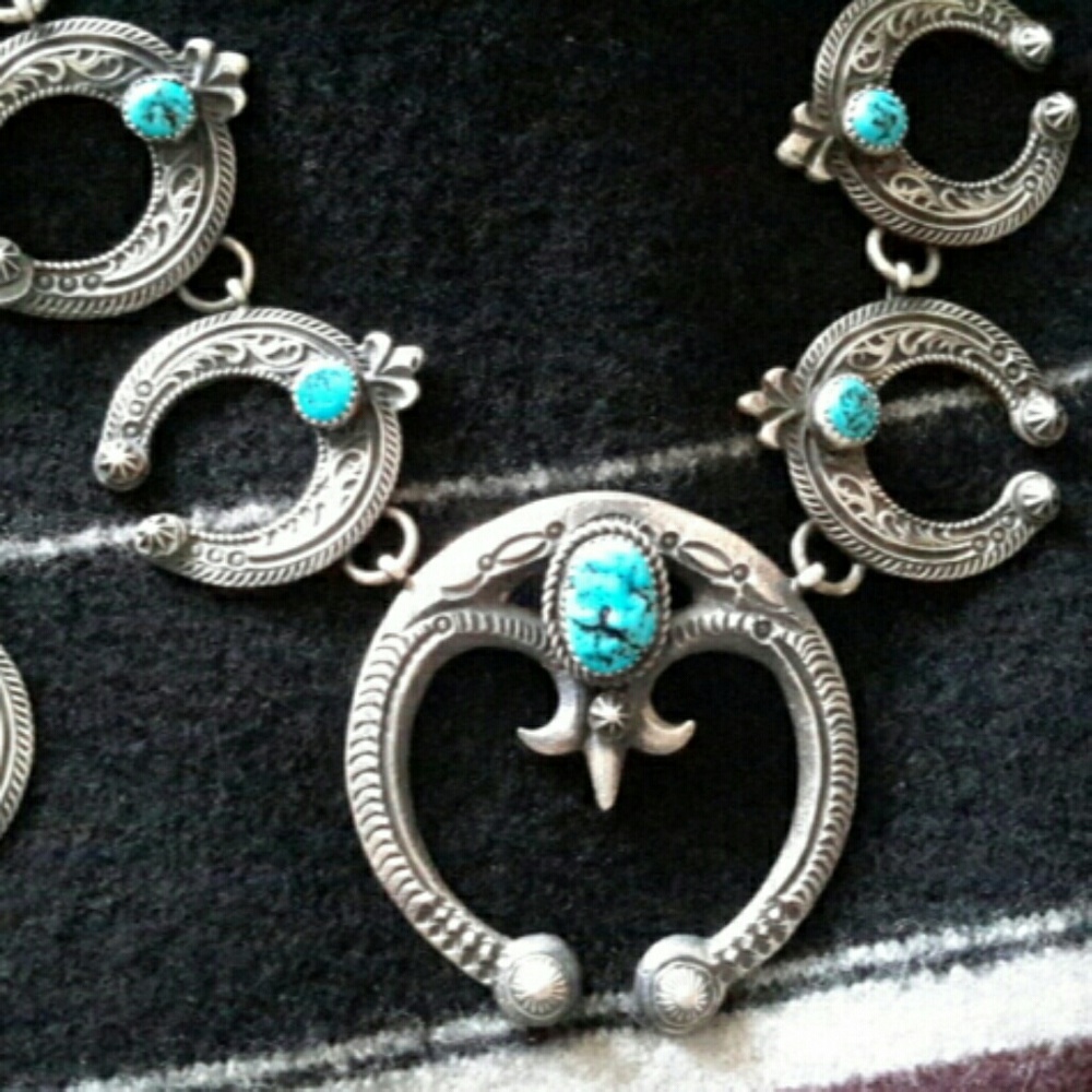Squash Blossom Necklace and Earrings - Picture 2 of 5